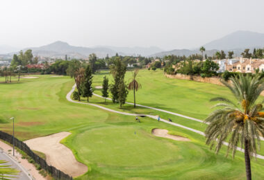 Frontline Golf Duplex Penthouse with Mountain Views in Guadalmina Alta