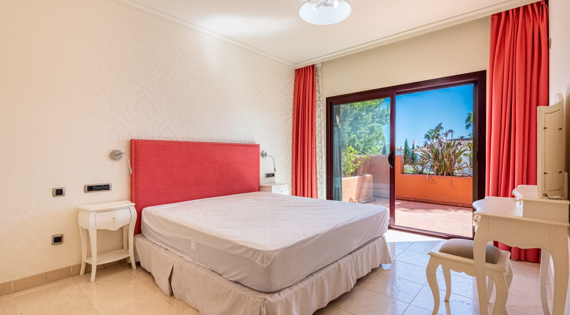 4-BEROOM TOWNHOUSE FOR RENT ON MARBELLA'S GOLDEN MILE