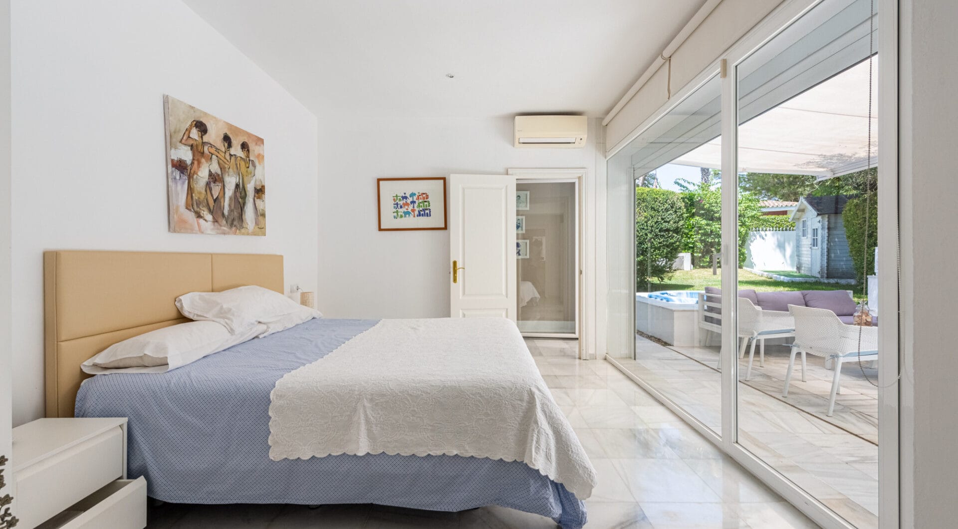 ELEGANT SEMI-DETACHED BEACHSIDE VILLA IN LOS MONTEROS, MARBELLA EAST – JUST 150M FROM THE BEACH