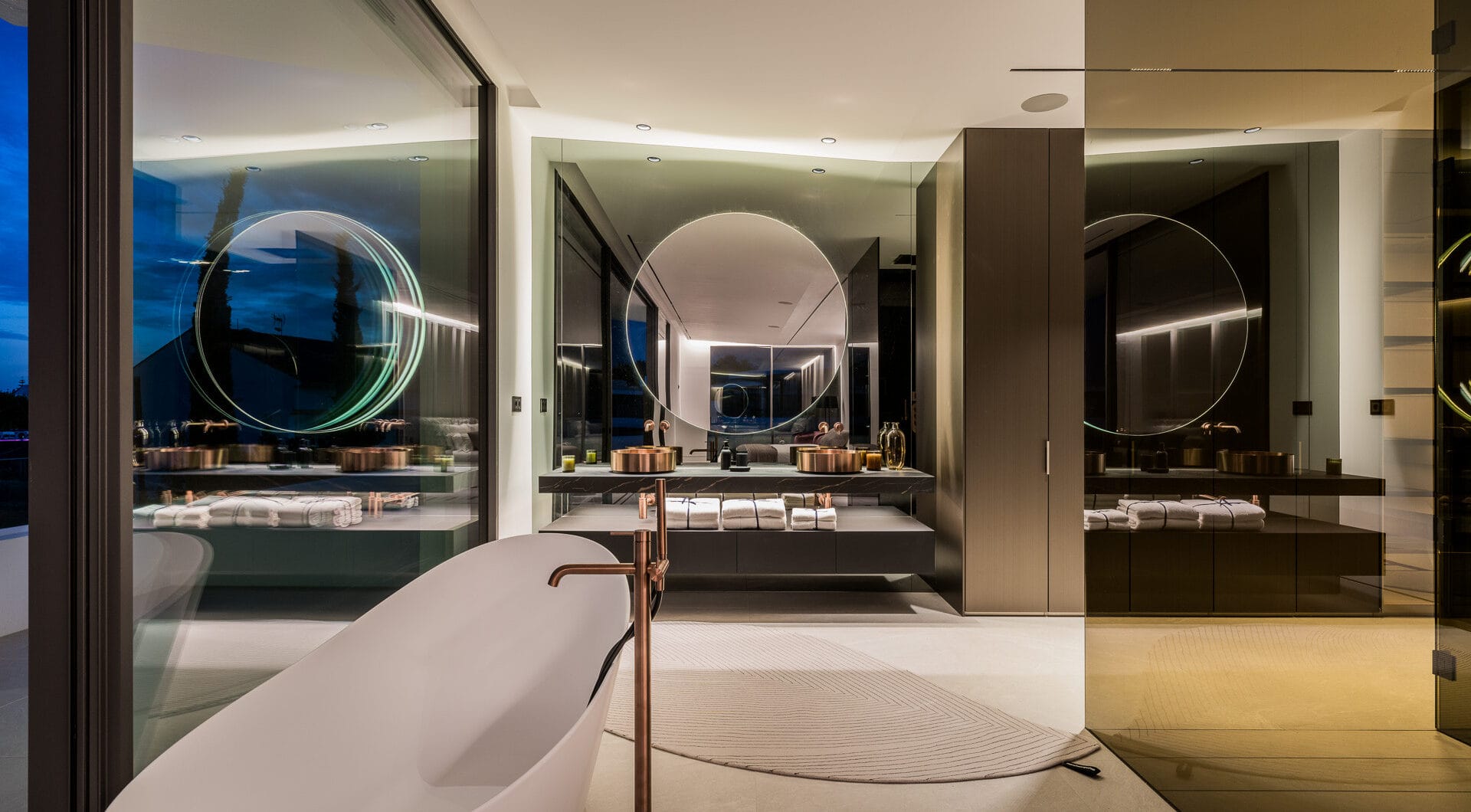 EXQUISITE CONTEMPORARY - VILLA ZERO - IN MARBELLA'S PRESTIGIOUS GOLDEN MILE