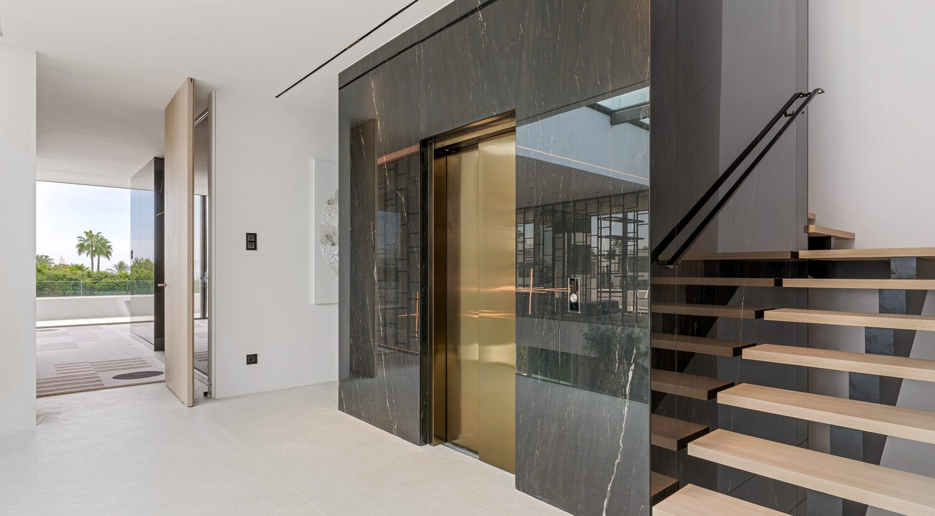 EXQUISITE CONTEMPORARY - VILLA ZERO - IN MARBELLA'S PRESTIGIOUS GOLDEN MILE
