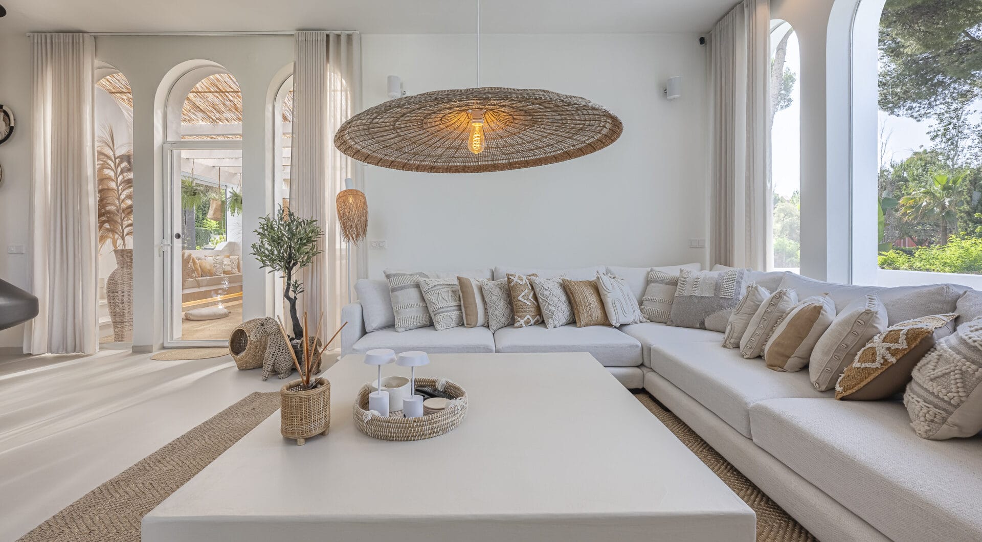 Exquisite 4-Bedroom Villa