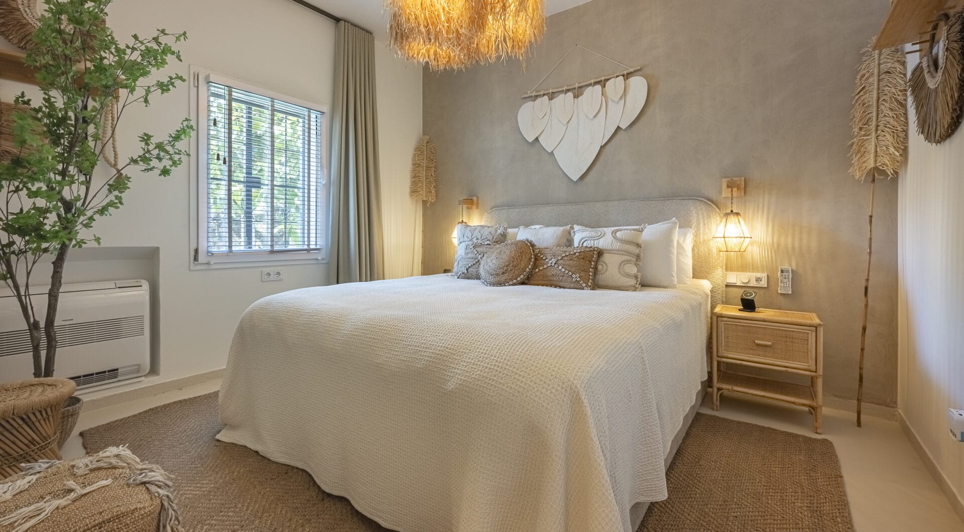 Exquisite 4-Bedroom Villa