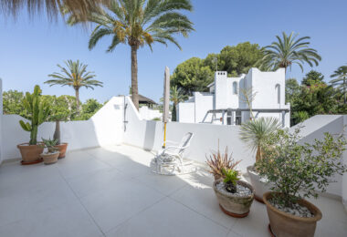 Exquisite 4-Bedroom Villa