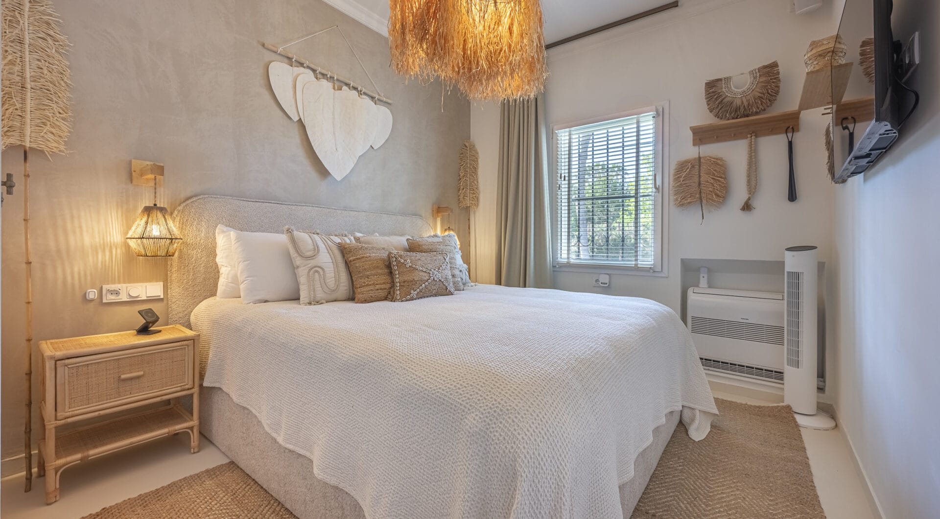 Exquisite 4-Bedroom Villa