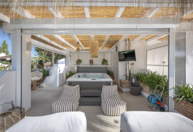 Exquisite 4-Bedroom Villa