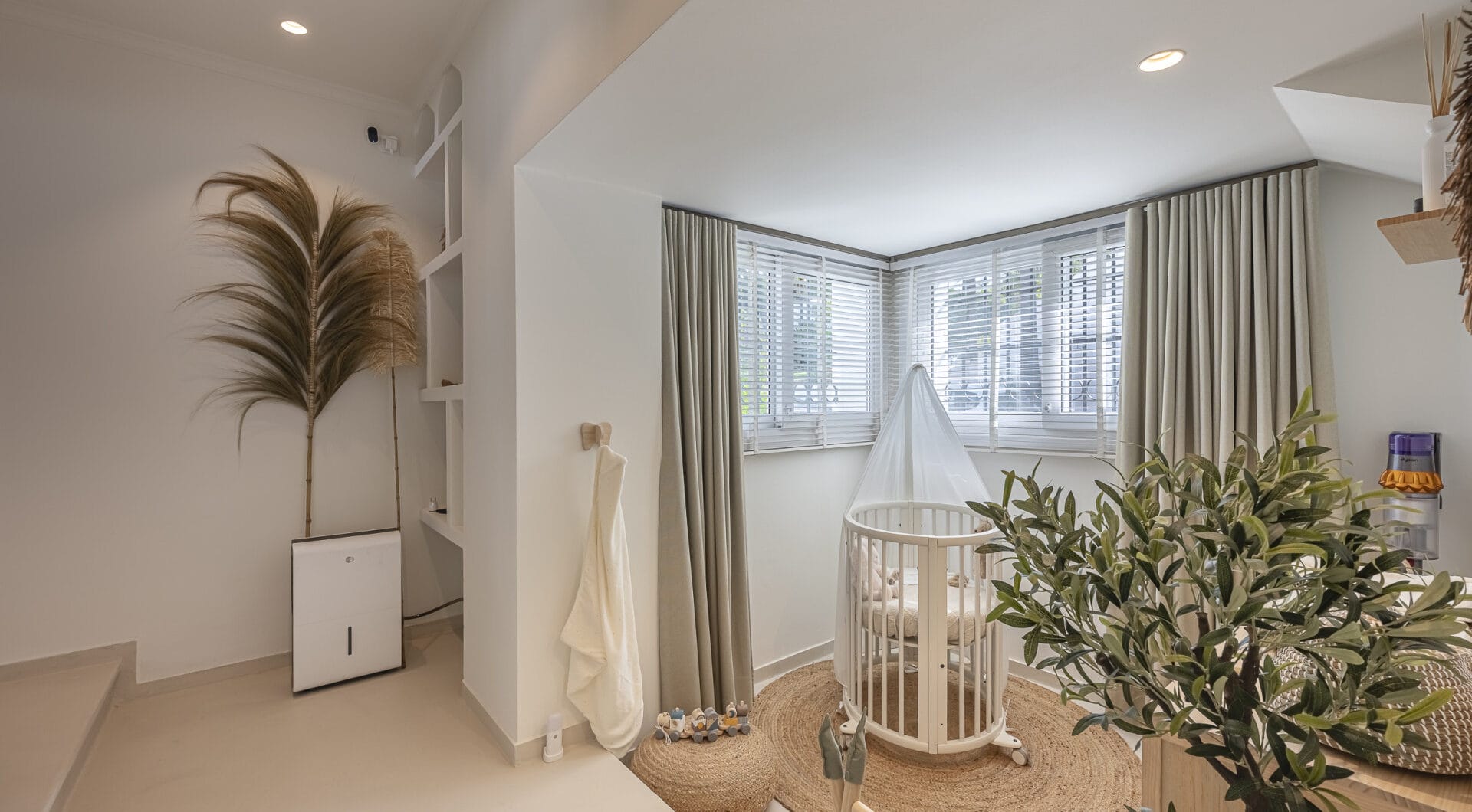 Exquisite 4-Bedroom Villa