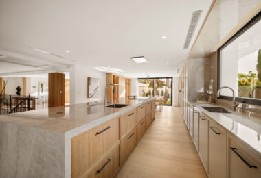 Villa Azteca – Elegant 6-Bedroom Modern Villa with Rooftop Lounge