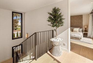 Villa Azteca – Elegant 6-Bedroom Modern Villa with Rooftop Lounge
