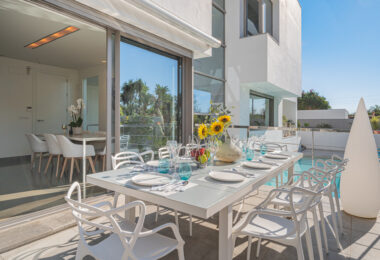 Stunning 4-Bedroom Villa