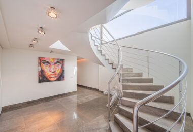 Stunning 4-Bedroom Villa