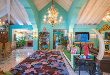 Elegant 5-Bedroom Villa