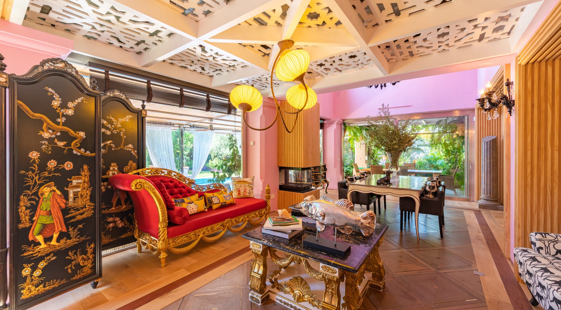 Elegant 5-Bedroom Villa
