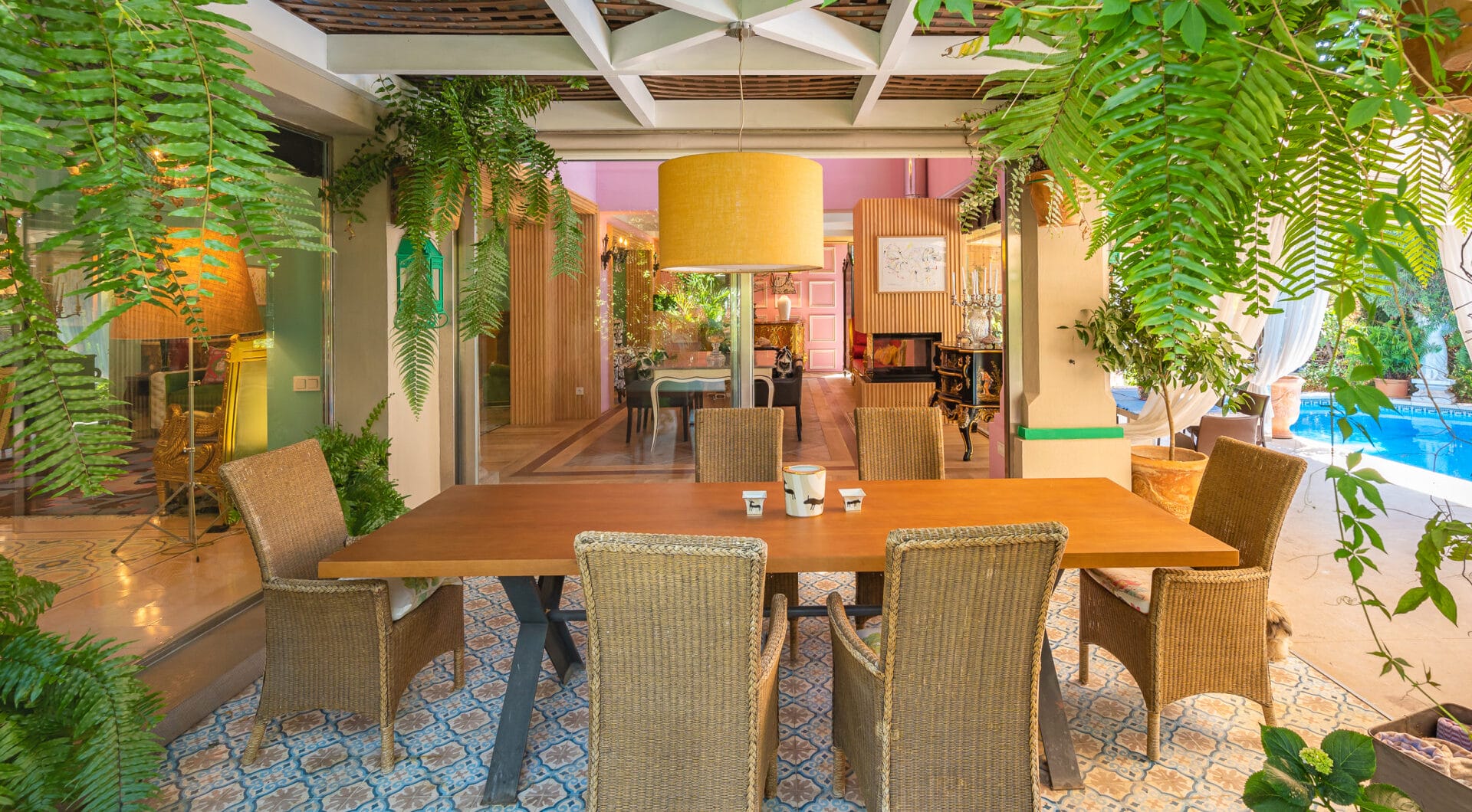 Elegant 5-Bedroom Villa