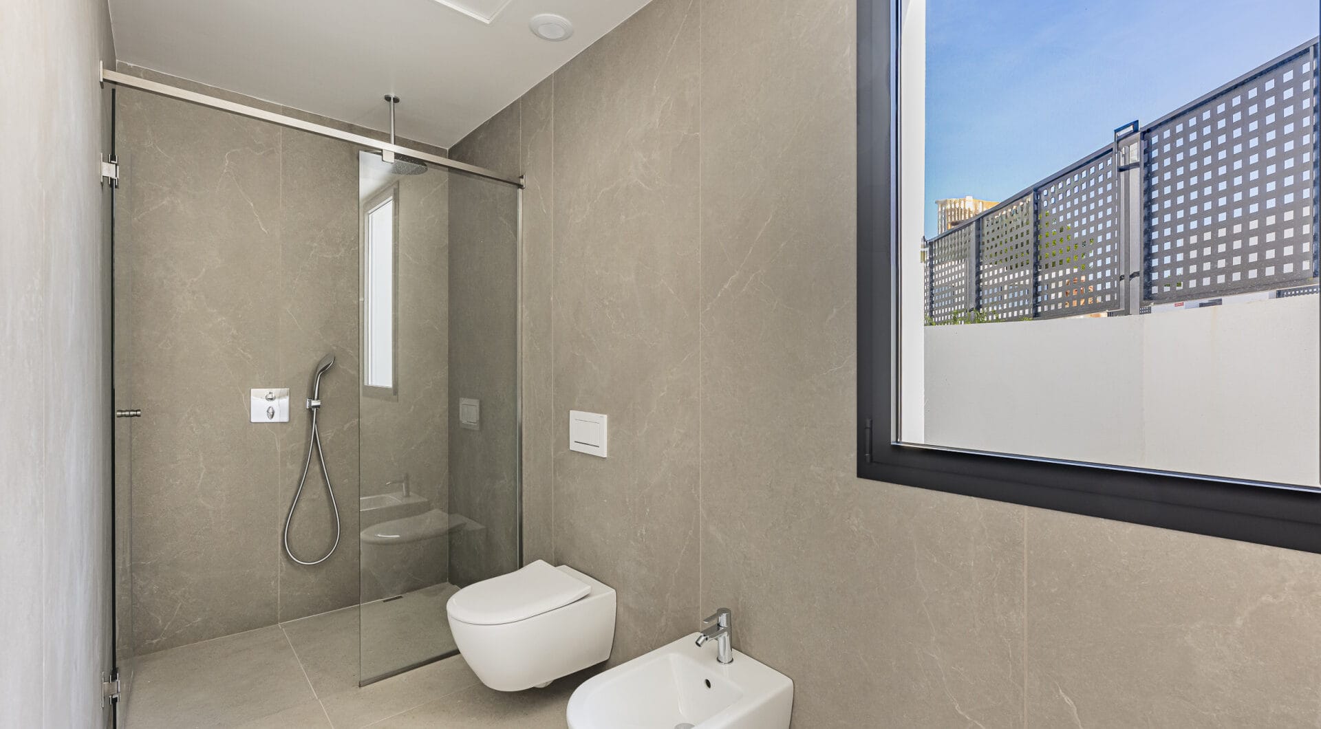 Brand New 4-Bedroom Contemporary Villa
