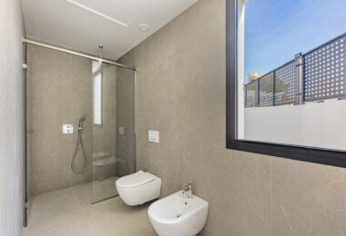 Brand New 4-Bedroom Contemporary Villa
