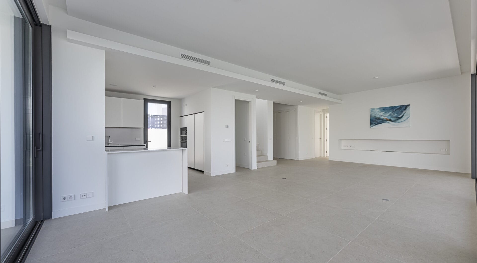 Brand New 4-Bedroom Contemporary Villa