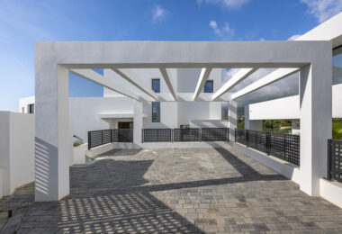 Brand New 4-Bedroom Contemporary Villa