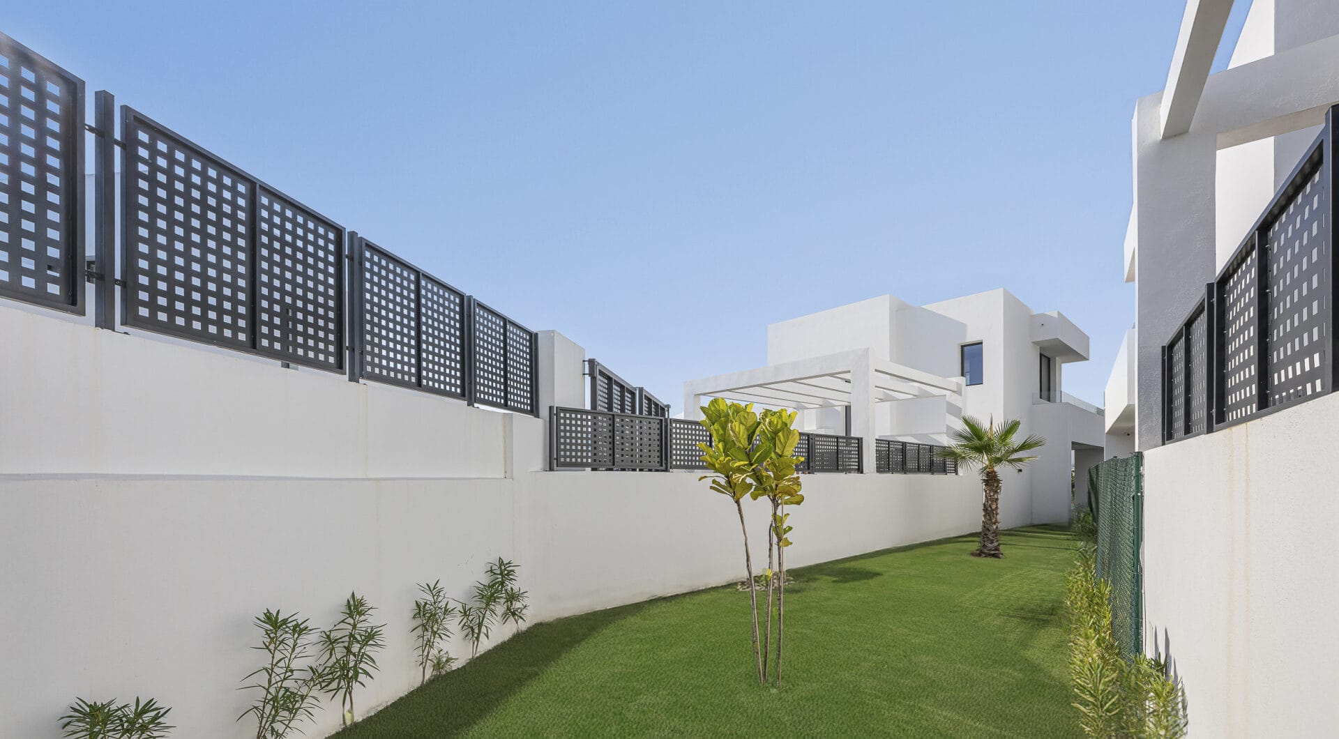 Brand New 4-Bedroom Contemporary Villa