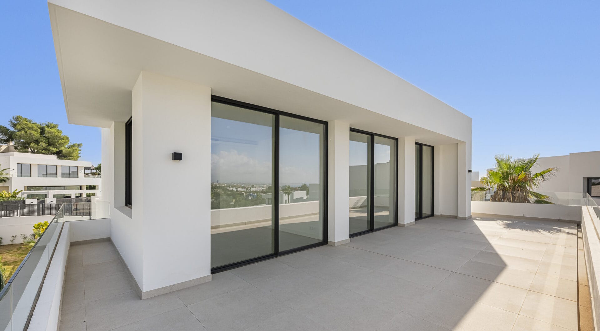 Brand New 4-Bedroom Contemporary Villa