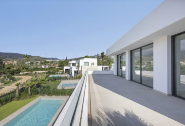 Brand New 4-Bedroom Contemporary Villa