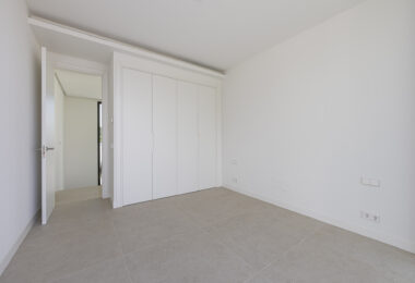 Brand New 4-Bedroom Contemporary Villa