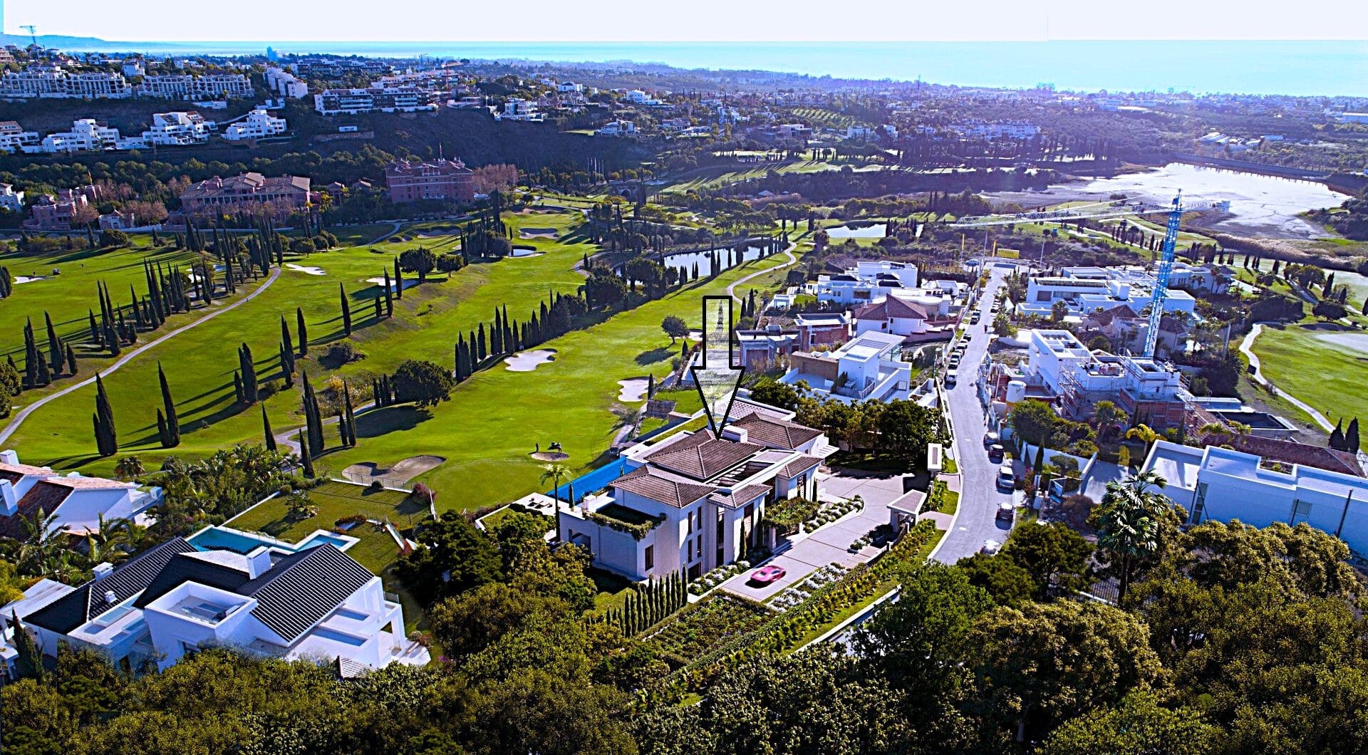 Exclusive Luxury Villa Project on the Frontline of Golf in Los Flamingos, Benahavís