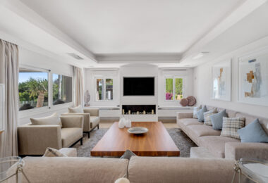 Exquisite Six-Bedroom Luxury Villa in the Golf Valley of Nueva Andalucia, Marbella