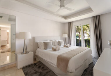 Exquisite Six-Bedroom Luxury Villa in the Golf Valley of Nueva Andalucia, Marbella