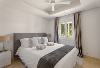 Exquisite Six-Bedroom Luxury Villa in the Golf Valley of Nueva Andalucia, Marbella