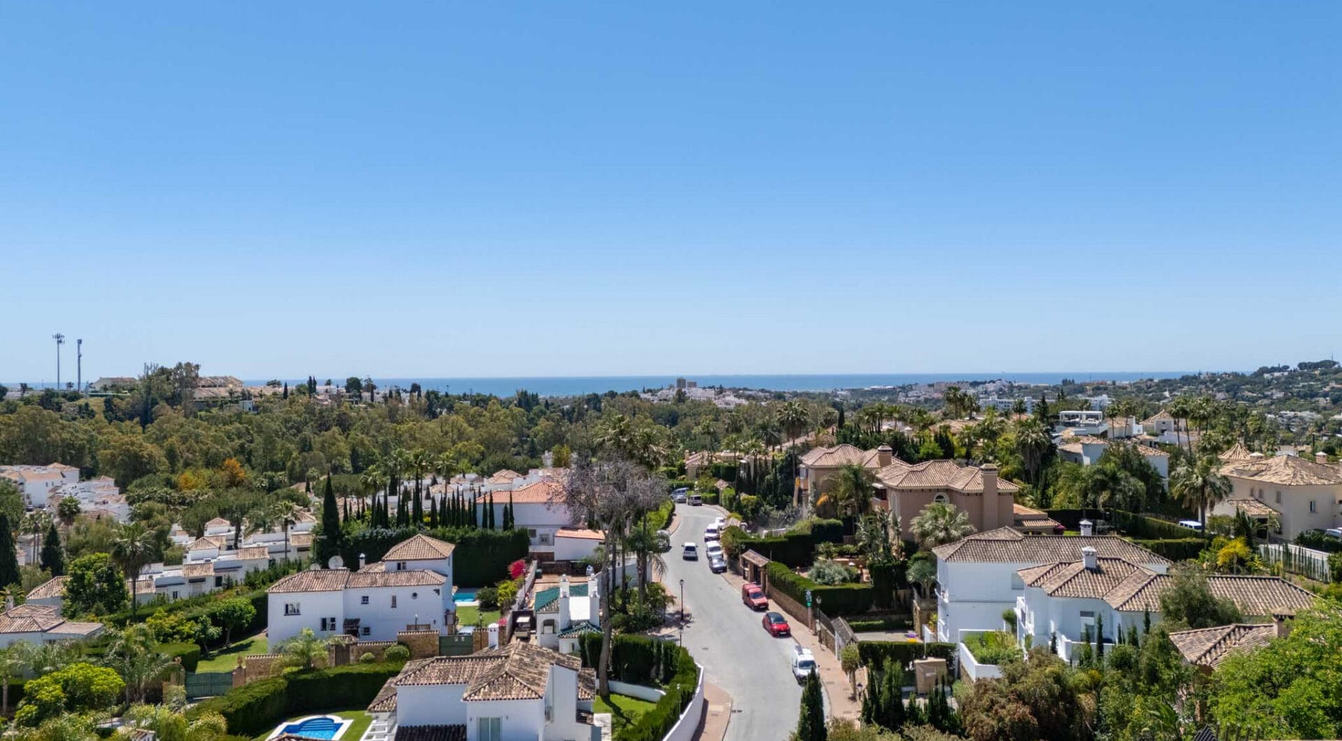 Exquisite Six-Bedroom Luxury Villa in the Golf Valley of Nueva Andalucia, Marbella