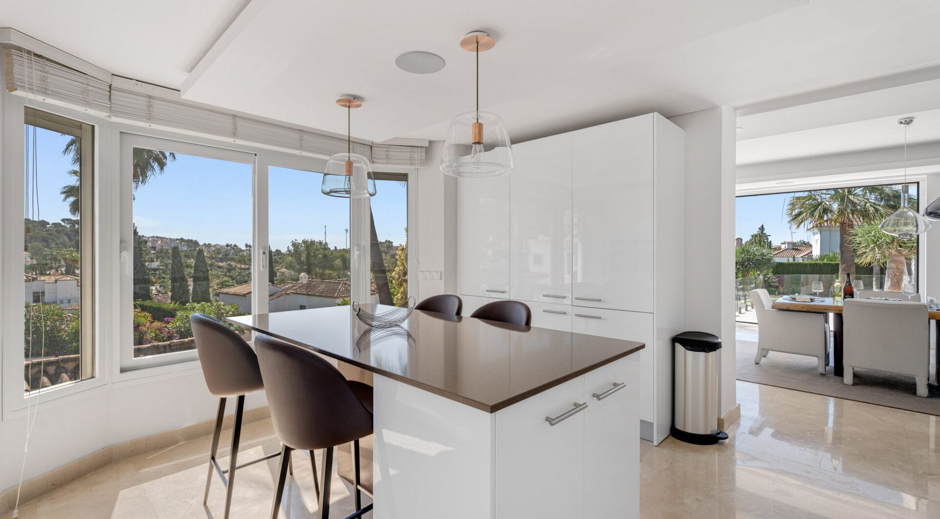 Exquisite Six-Bedroom Luxury Villa in the Golf Valley of Nueva Andalucia, Marbella