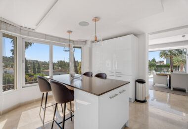 Exquisite Six-Bedroom Luxury Villa in the Golf Valley of Nueva Andalucia, Marbella