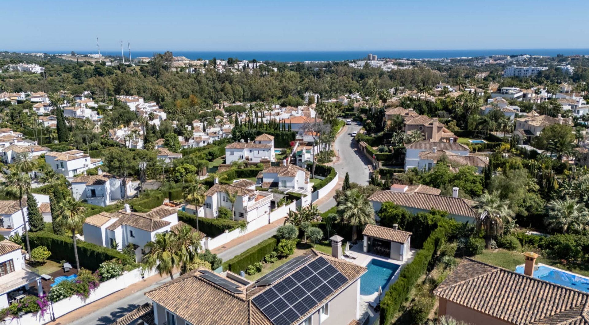 Exquisite Six-Bedroom Luxury Villa in the Golf Valley of Nueva Andalucia, Marbella