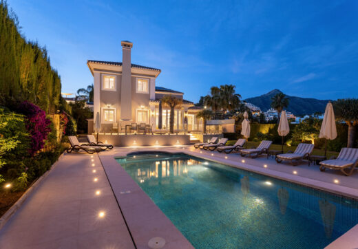 Exquisite Six-Bedroom Luxury Villa in the Golf Valley of Nueva Andalucia, Marbella