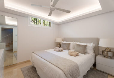 Exquisite Six-Bedroom Luxury Villa in the Golf Valley of Nueva Andalucia, Marbella
