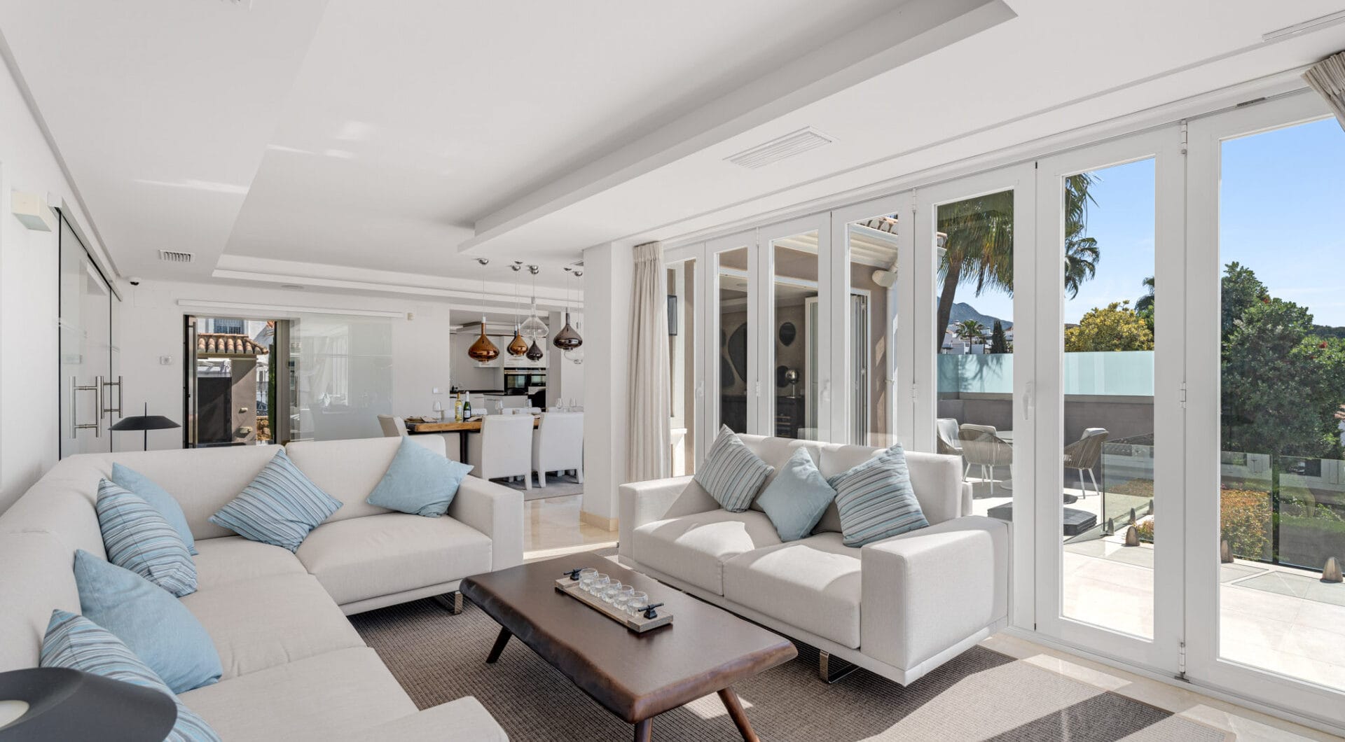 Exquisite Six-Bedroom Luxury Villa in the Golf Valley of Nueva Andalucia, Marbella