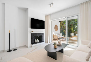 Welcome to this beautifully renovated ground floor apartment in Guadalmina Baja – Steps from the Beach and Golf!