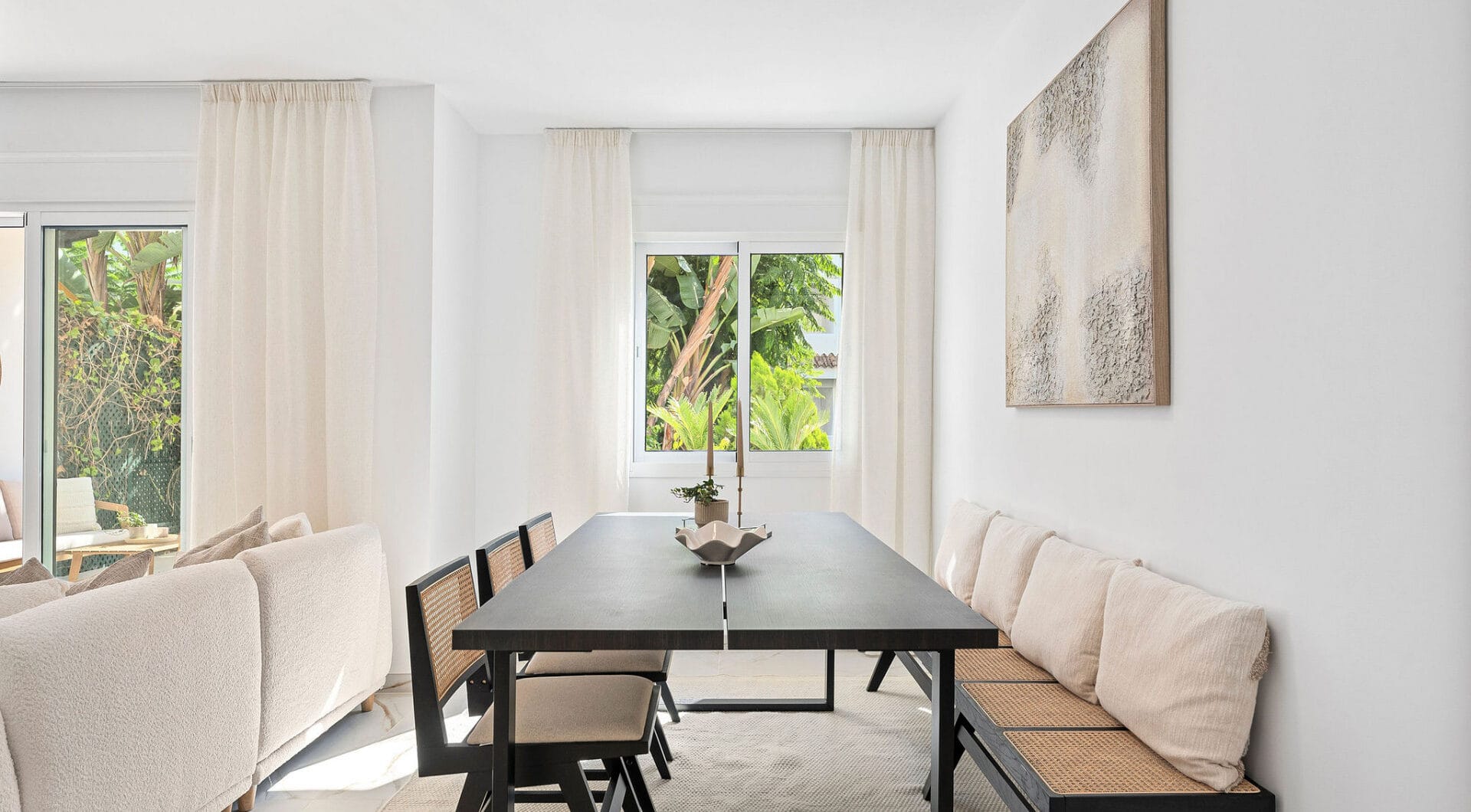 Welcome to this beautifully renovated ground floor apartment in Guadalmina Baja – Steps from the Beach and Golf!