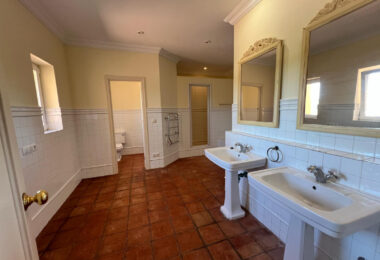 Traditional Andalusian style villa with stunning views in Sotogrande Alto