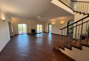 Traditional Andalusian style villa with stunning views in Sotogrande Alto