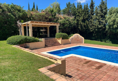 Traditional Andalusian style villa with stunning views in Sotogrande Alto