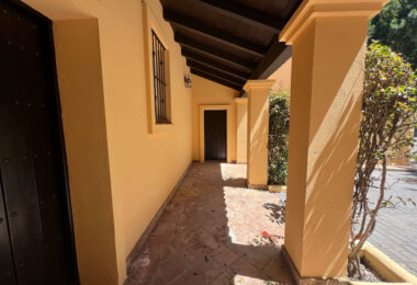 Traditional Andalusian style villa with stunning views in Sotogrande Alto