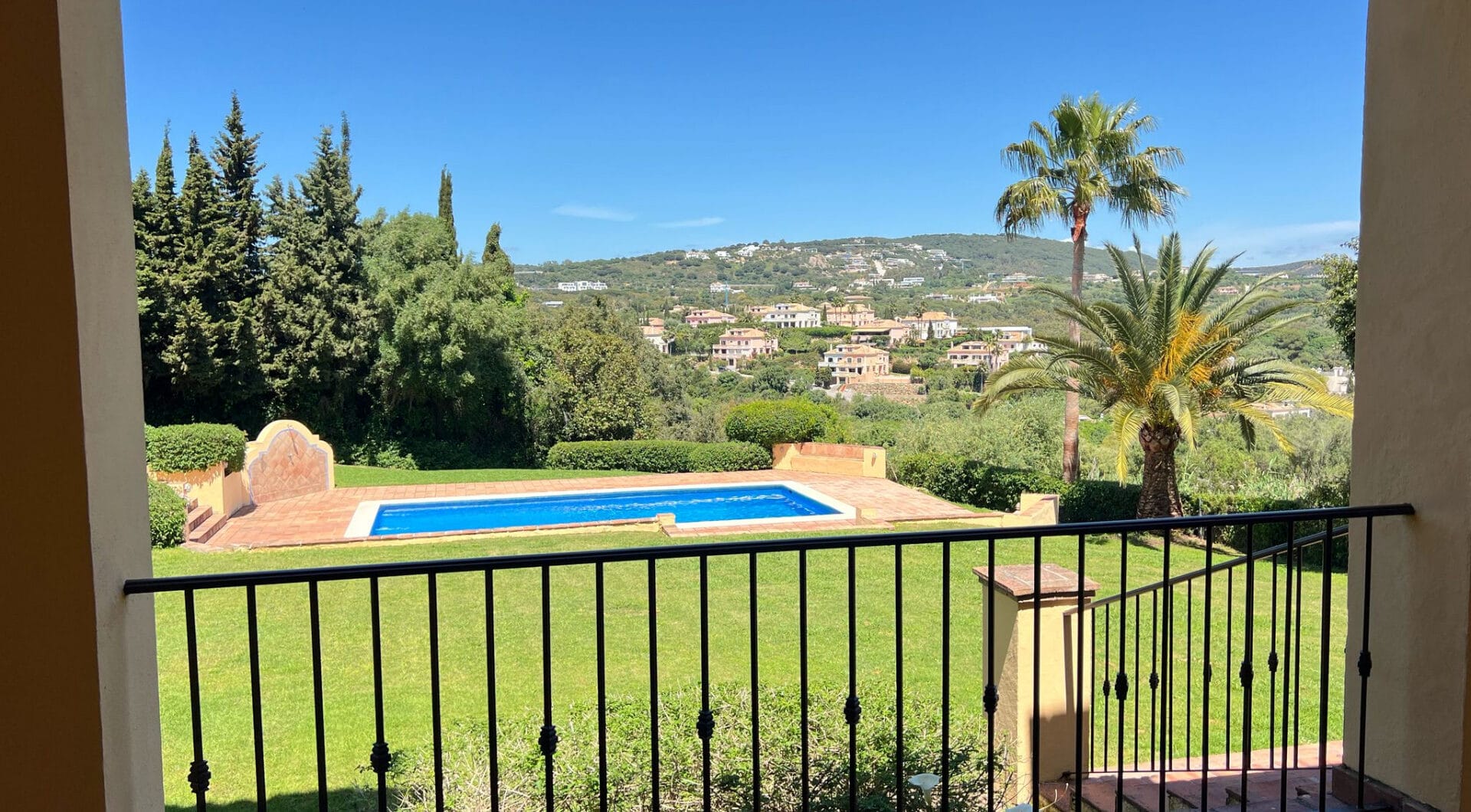Traditional Andalusian style villa with stunning views in Sotogrande Alto
