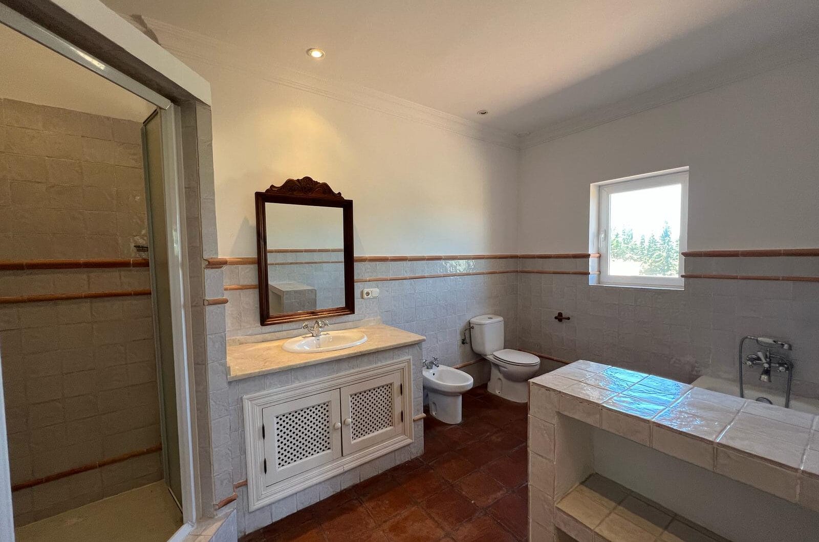 Traditional Andalusian style villa with stunning views in Sotogrande Alto