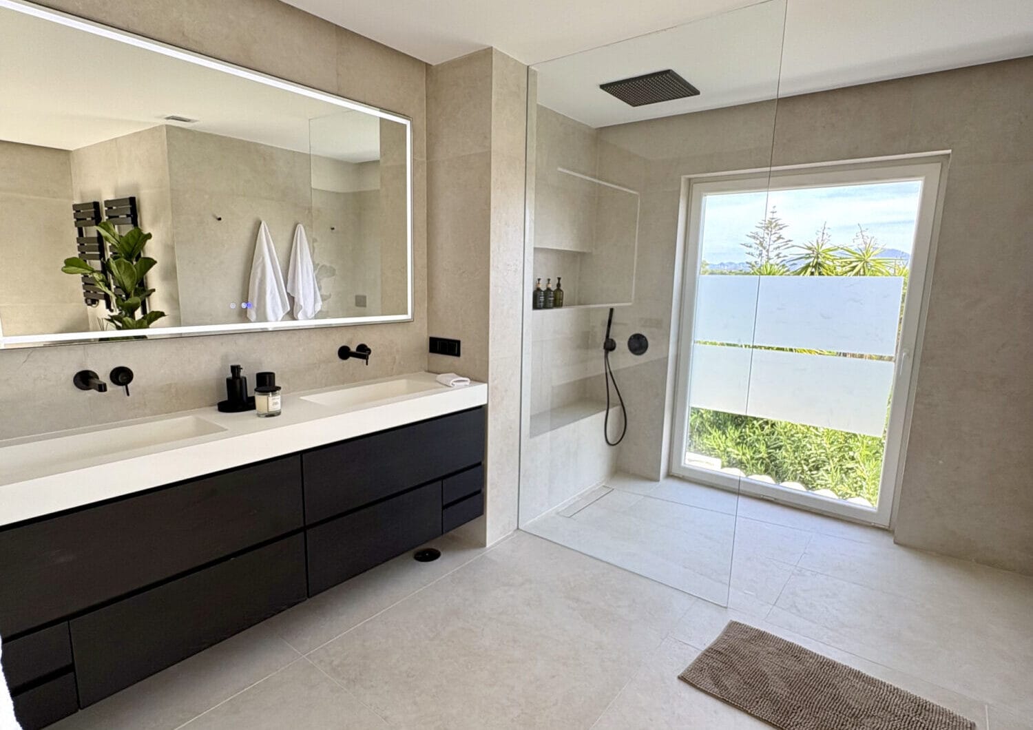 Renovated Villa for Sale in Sotogrande Costa’s Sought-After B-Zone