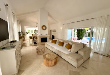 Renovated Villa for Sale in Sotogrande Costa’s Sought-After B-Zone
