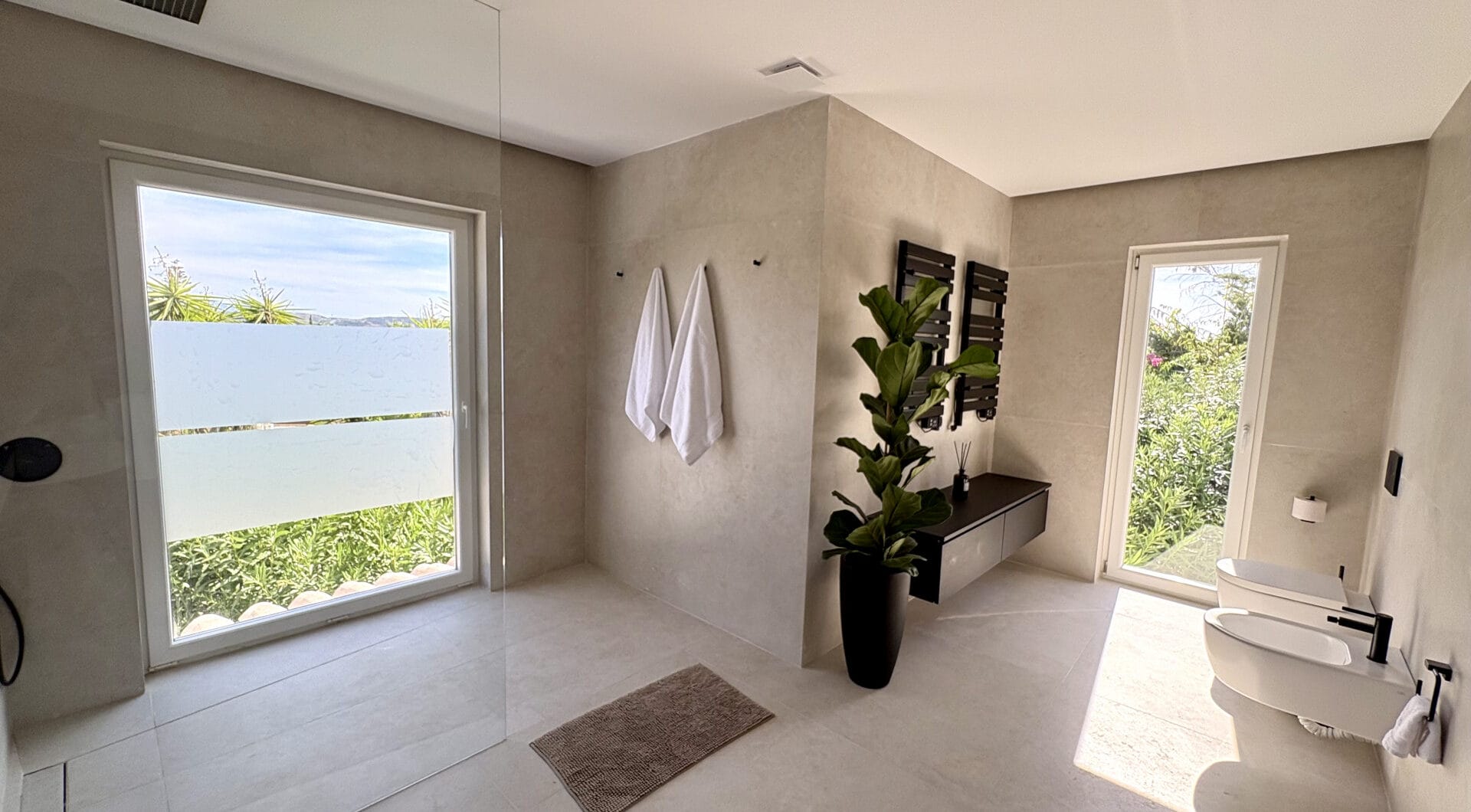 Renovated Villa for Sale in Sotogrande Costa’s Sought-After B-Zone