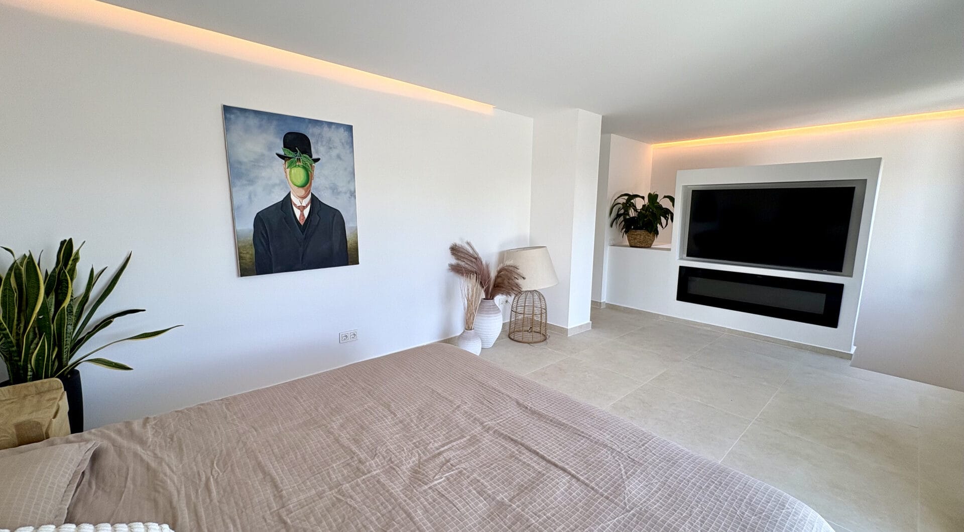 Renovated Villa for Sale in Sotogrande Costa’s Sought-After B-Zone
