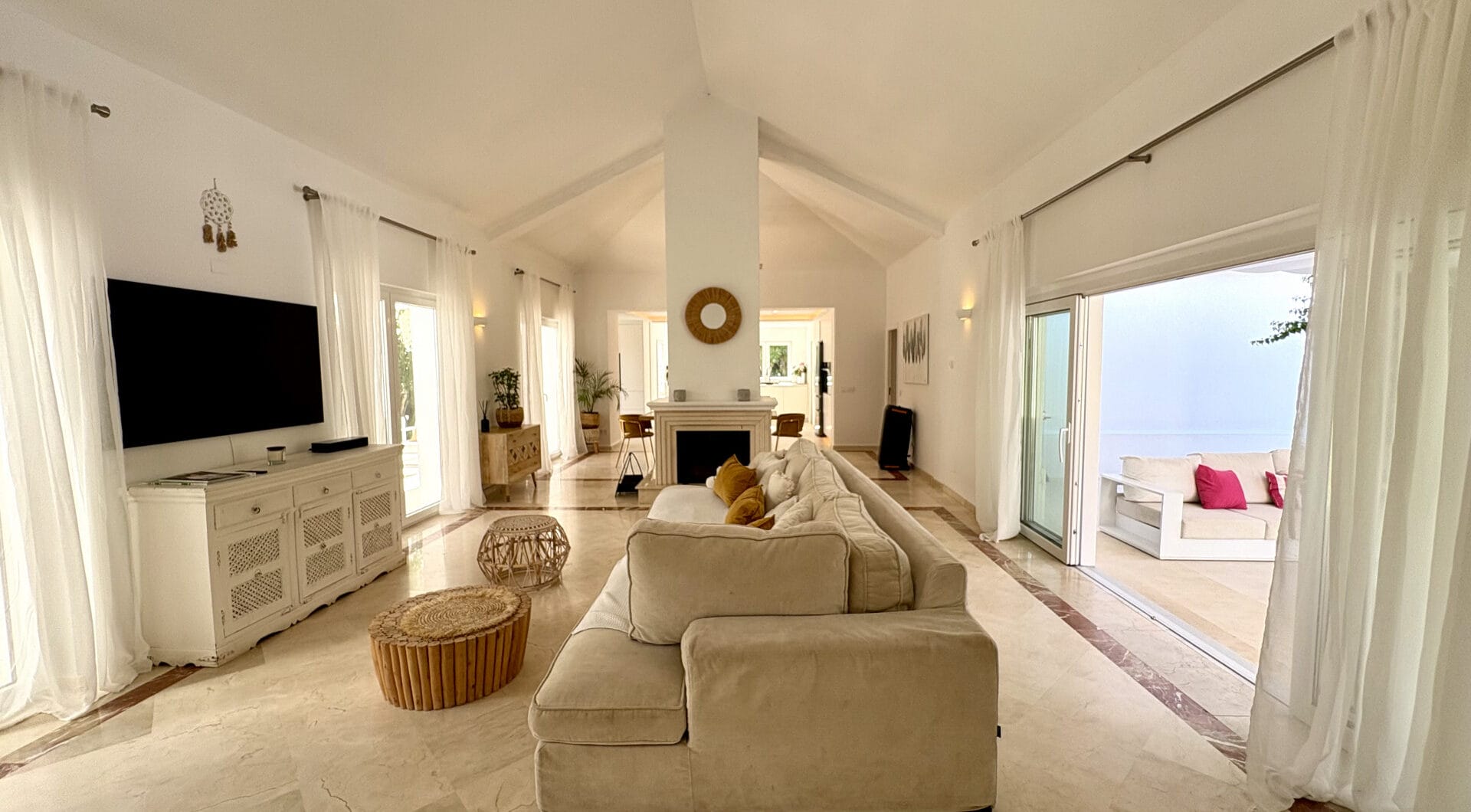 Renovated Villa for Sale in Sotogrande Costa’s Sought-After B-Zone